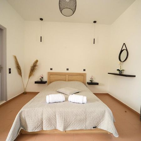 Azosunapartment3 Azolimnos Syros Exterior photo